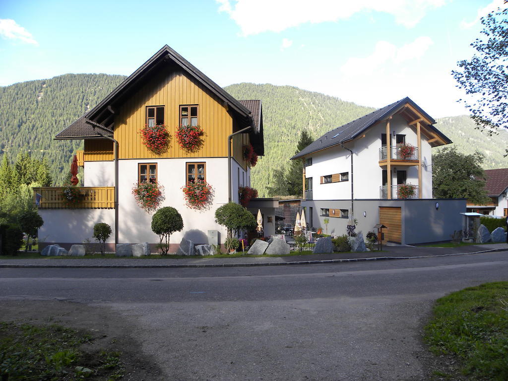 Ferienwohnungen Mitterer Weissensee Exterior foto